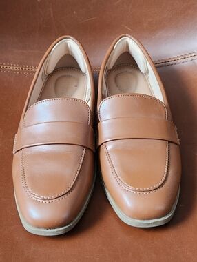 Old Navy Women's Loafers Size 6